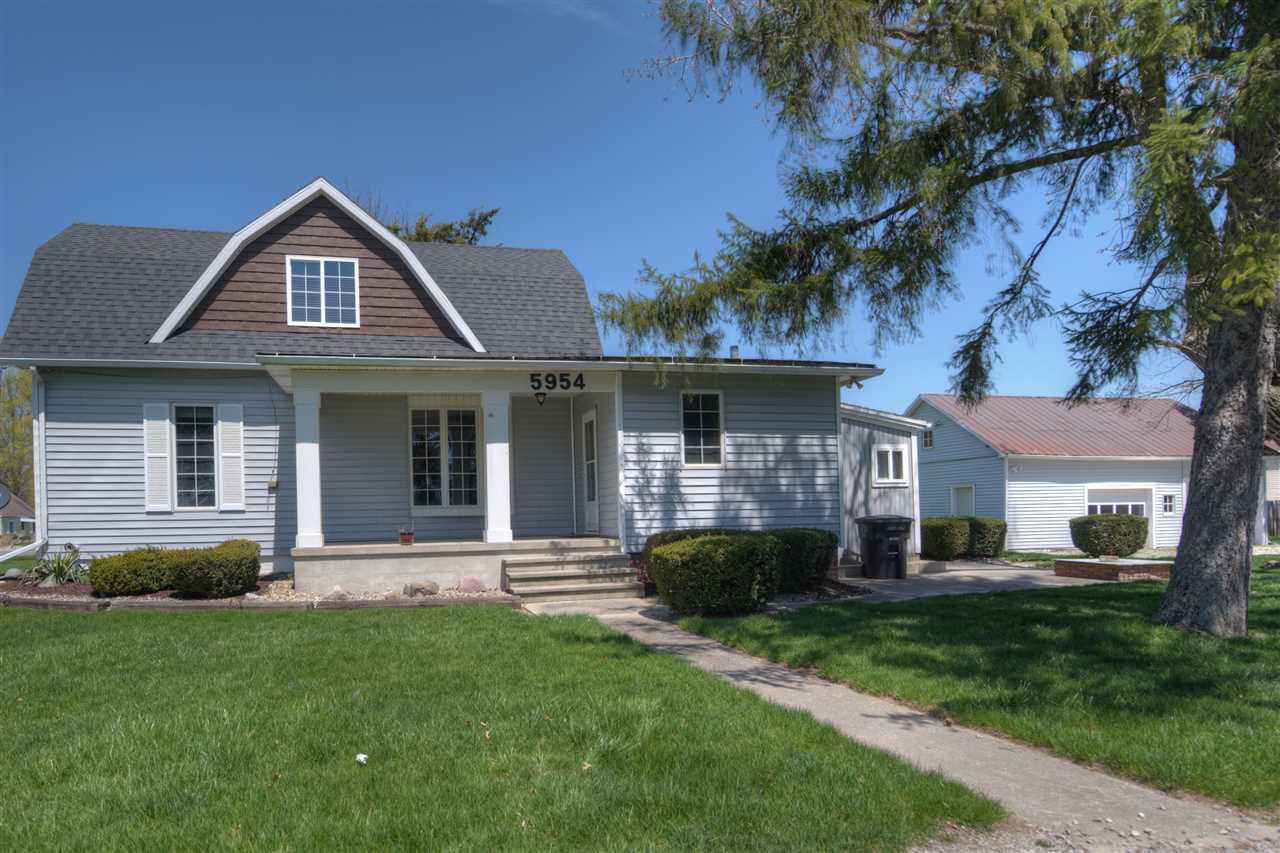5954 Hazelett Road Fort Wayne, IN 46835 - Photo 2 of 16 Gallery Image 2