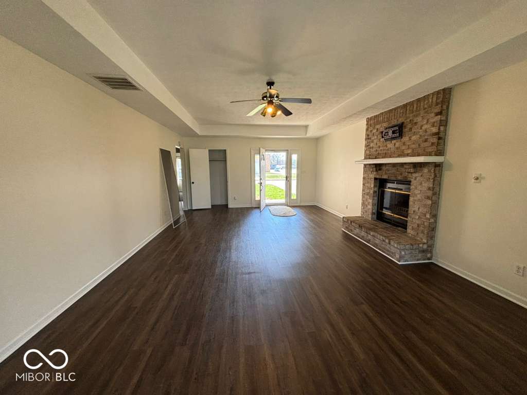 321 South Locust Street Morristown, IN 46161 - Photo 13 of 37