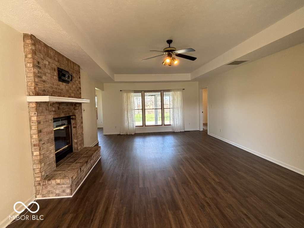 321 South Locust Street Morristown, IN 46161 - Photo 15 of 37