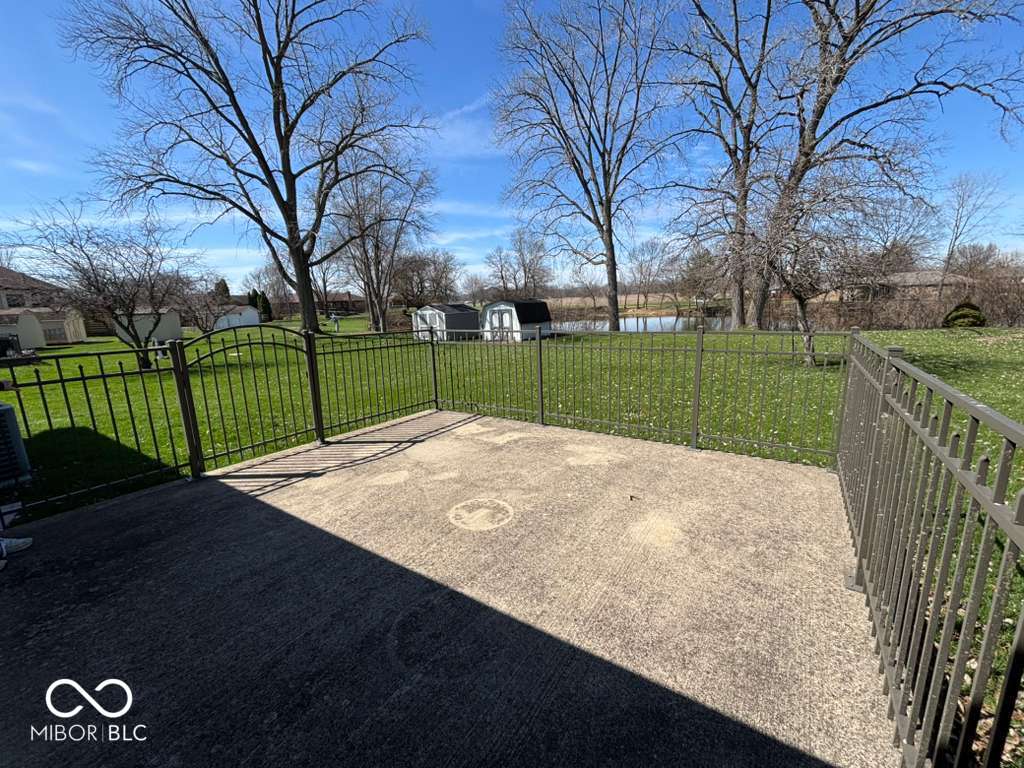321 South Locust Street Morristown, IN 46161 - Photo 37 of 37