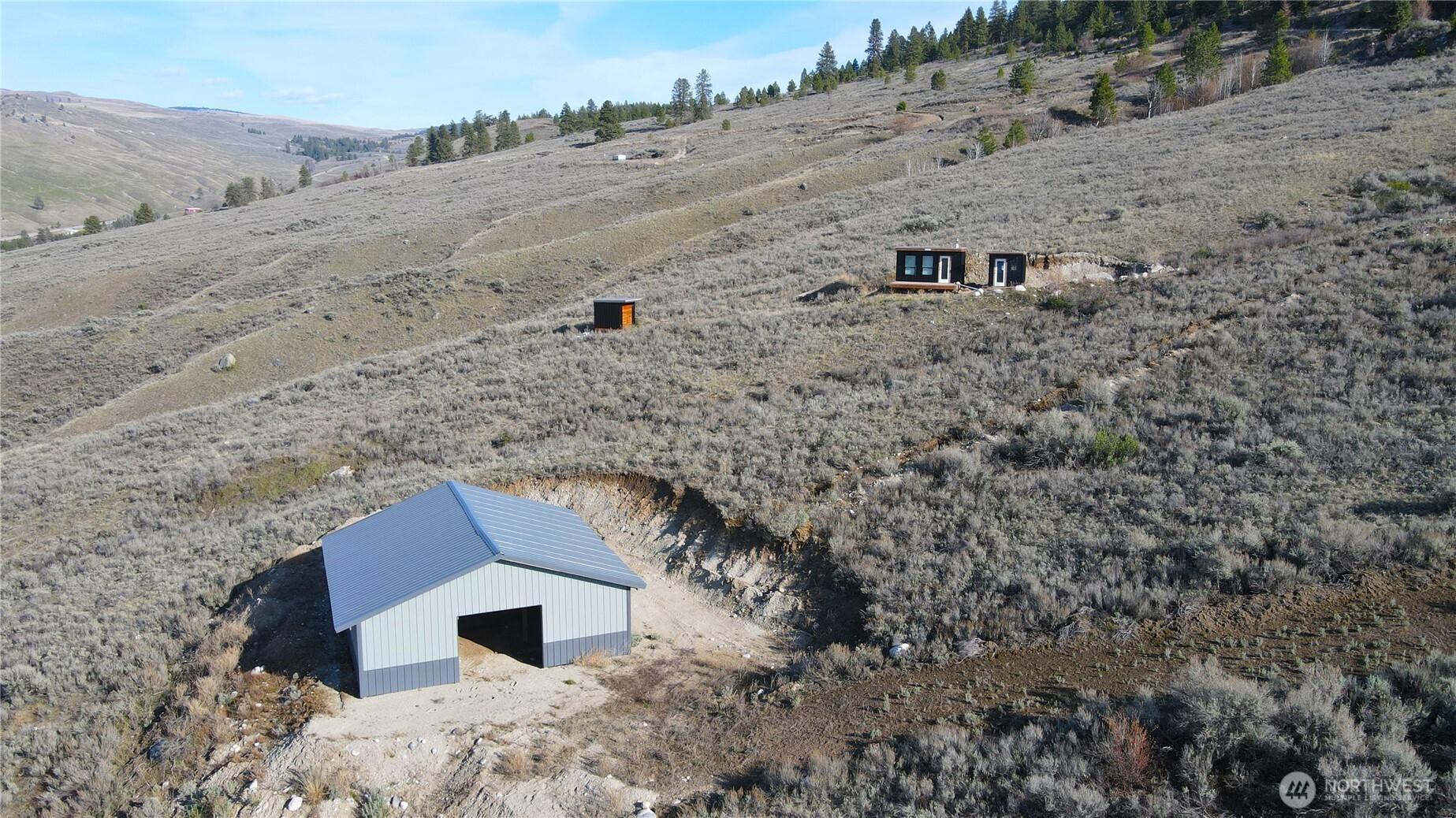 18 Gold Rush Ridge Road Oroville, WA 98844 - Photo 24 of 36