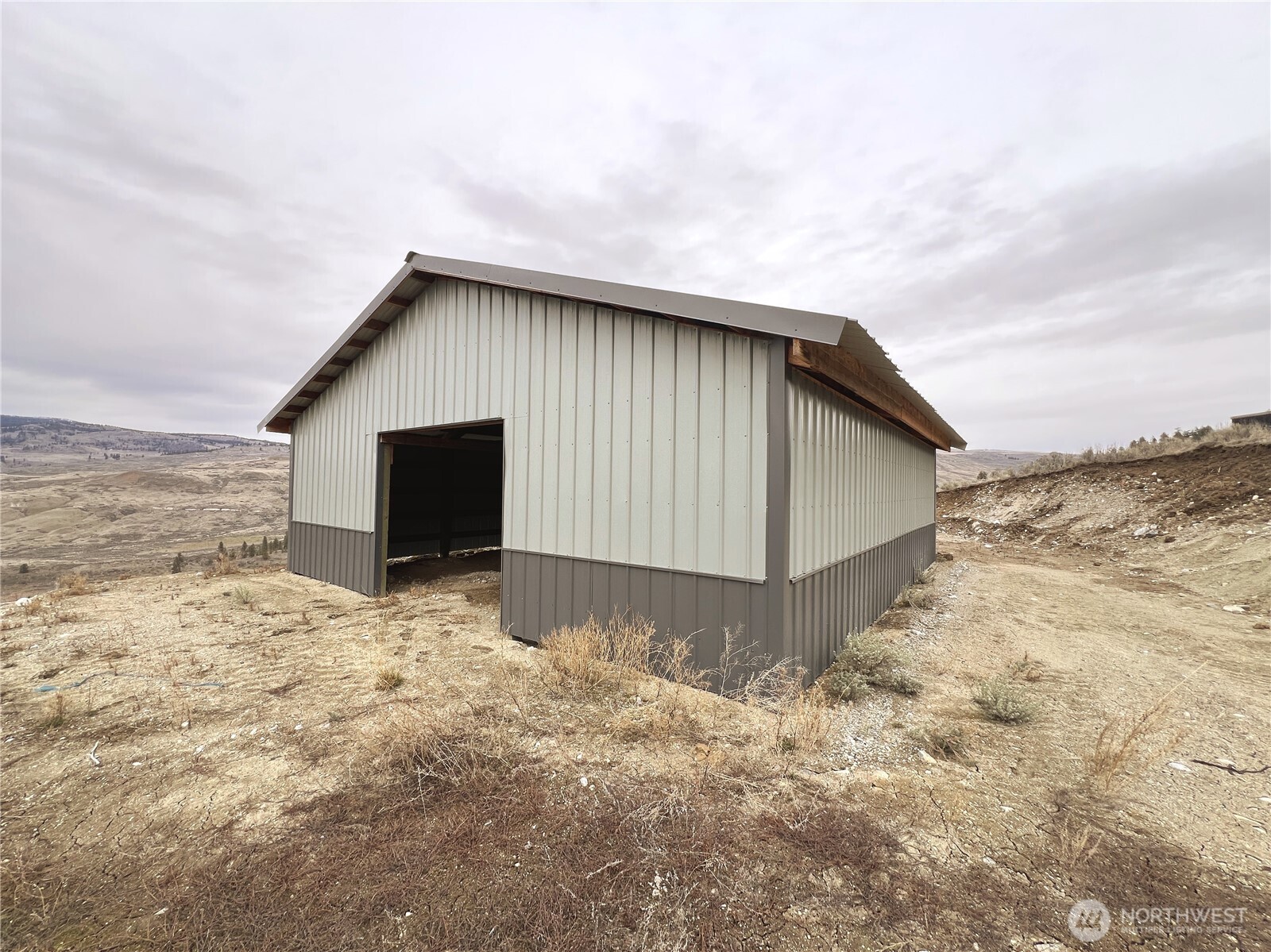 18 Gold Rush Ridge Road Oroville, WA 98844 - Photo 9 of 36