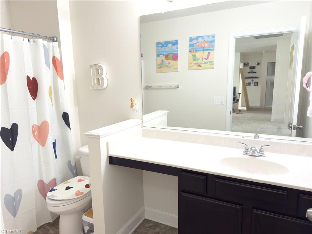 4000 Brayden Drive High Point, NC 27265 - Photo 33 of 40 Upstairs bathroom #2