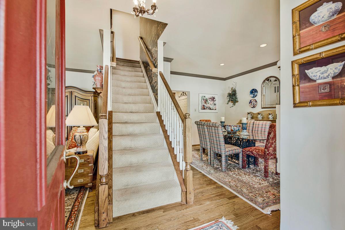 8929 Colesville Road Silver Spring, MD 20910 - Photo 20 of 43 The Grand Foyer