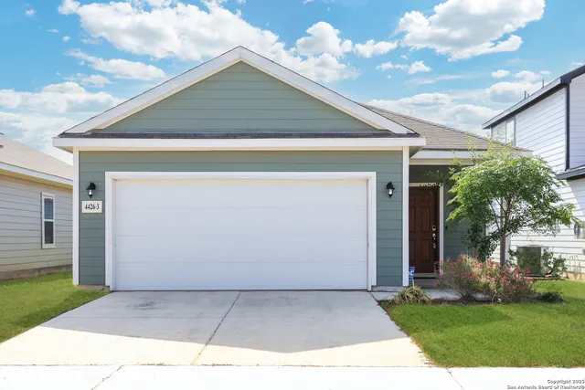 a front view of house with yard