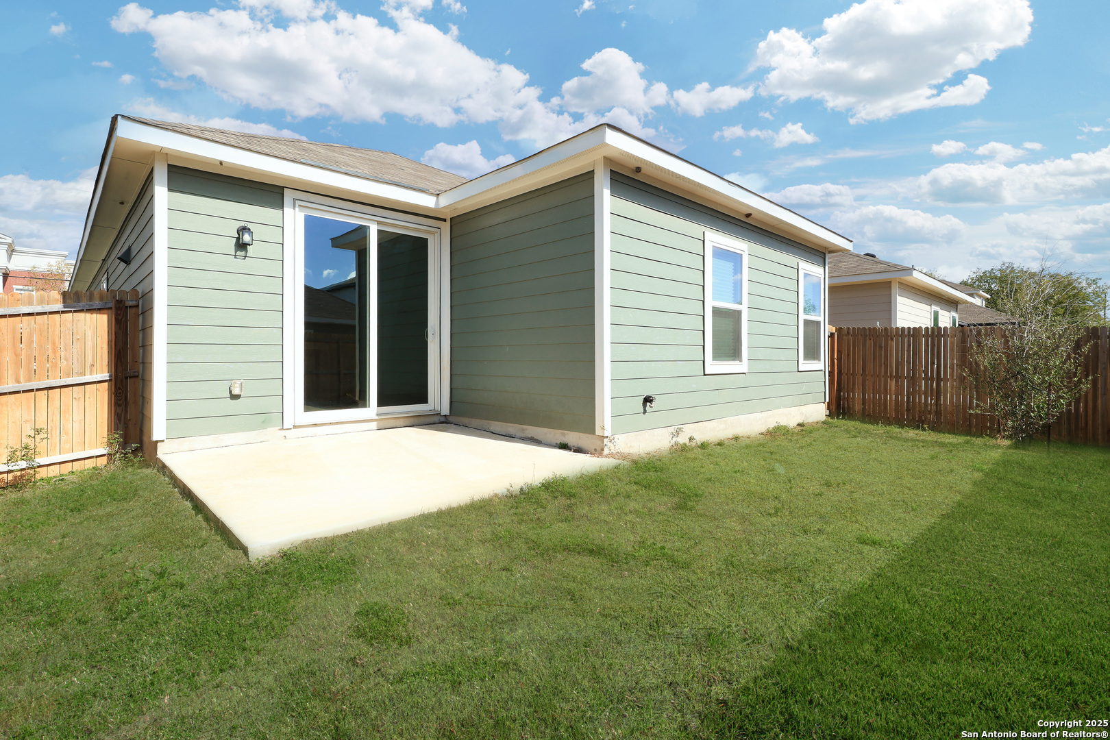 4426 Chandler Road, Unit 3 San Antonio, TX 78222 - Photo 26 of 26 a house view with backyard space