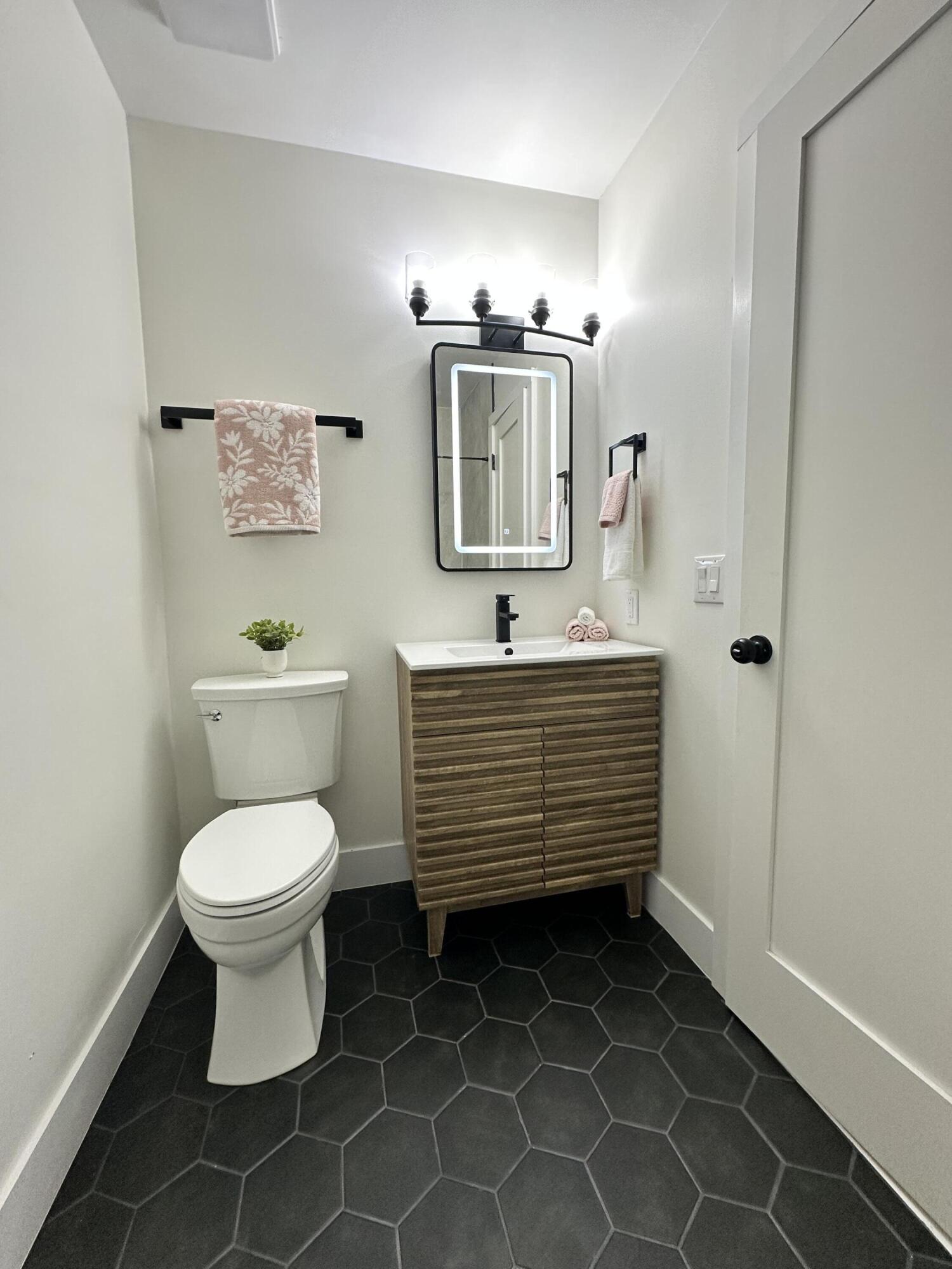 463 State Rd S-38-1203 Orangeburg, SC 29118 - Photo 12 of 25 IMG_2125