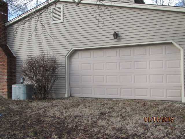 7094 Sunbury Road Westerville, OH 43082 - Photo 3 of 17