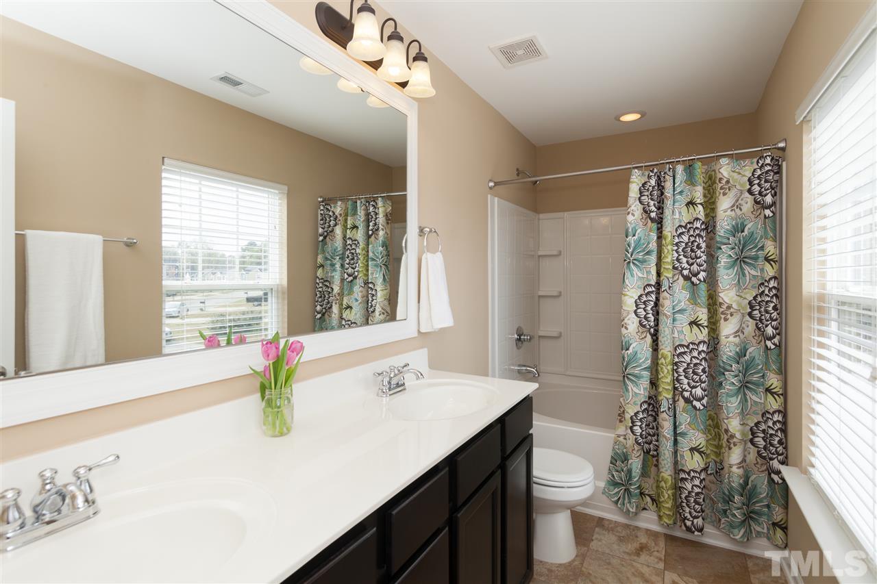 620 Smith Ridge Way Fuquay-Varina, NC 27526 - Photo 15 of 24 Gallery Image 15