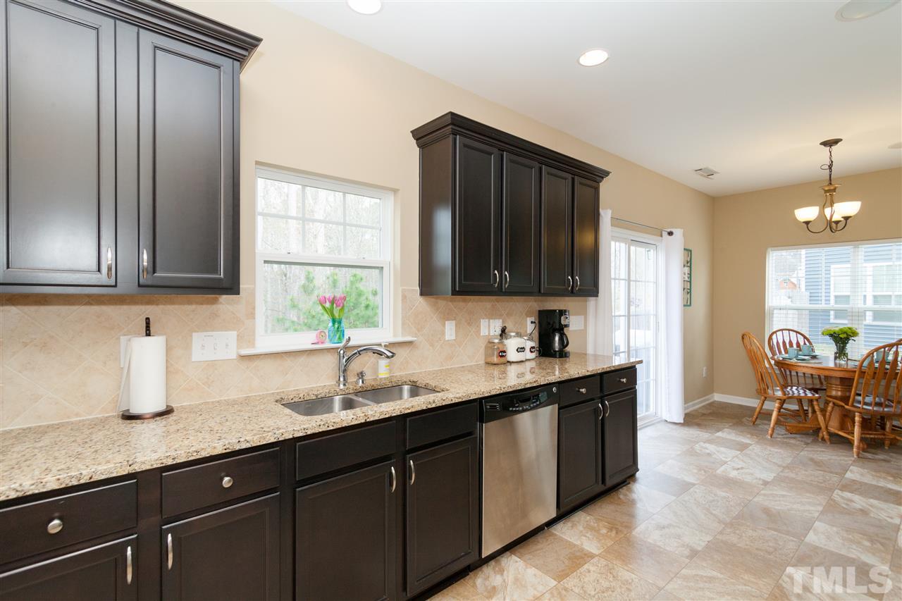 620 Smith Ridge Way Fuquay-Varina, NC 27526 - Photo 8 of 24 Gallery Image 8
