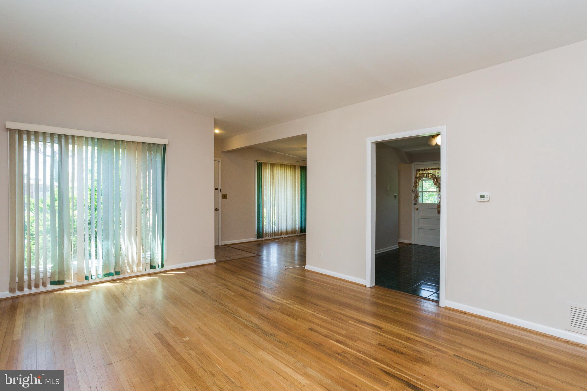 2444 Forest Green Road Baltimore, MD 21209 - Photo 14 of 30