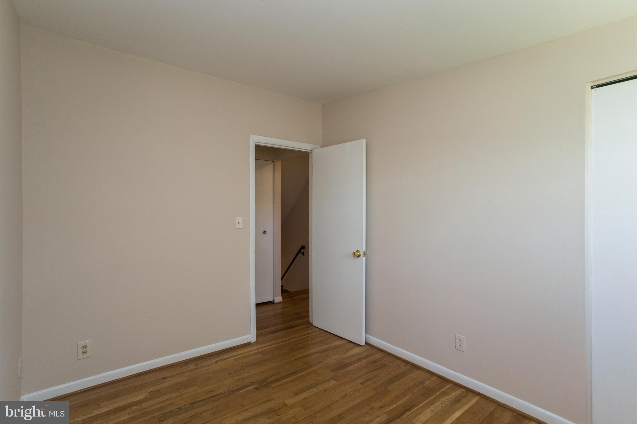 2444 Forest Green Road Baltimore, MD 21209 - Photo 17 of 30