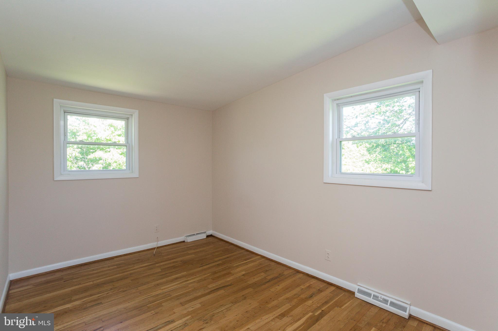 2444 Forest Green Road Baltimore, MD 21209 - Photo 18 of 30