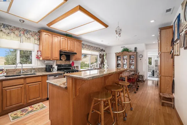 $6,495,000 | 5799 Nortonville Road, Pittsburg, CA 94565