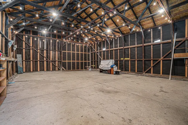 $6,495,000 | 5799 Nortonville Road, Pittsburg, CA 94565