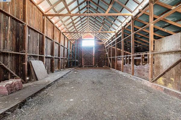 $6,495,000 | 5799 Nortonville Road, Pittsburg, CA 94565