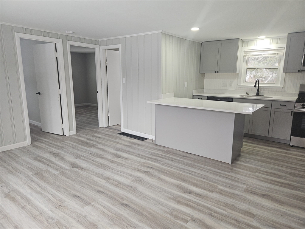 3 Aspinet Road, Unit 3 Yarmouth, MA 02664 - Photo 2 of 17