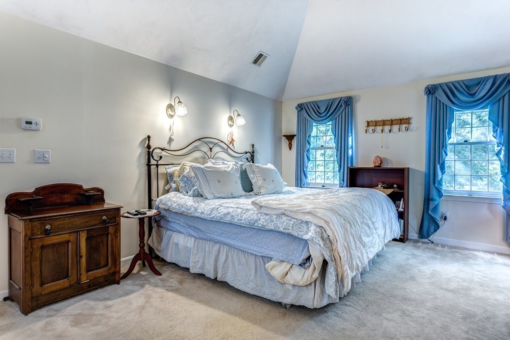 17 Briar Hill Road Sharon, MA 02067 - Photo 21 of 29 Gallery Image 21