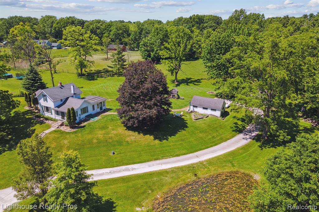 67640 Eight Mile Road South Lyon, MI 48178 - Photo 6 of 46