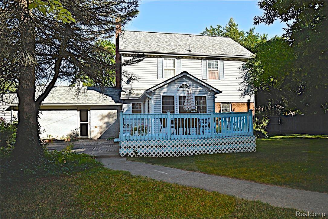 30875 West 9 Mile Road Farmington, MI 48336 - Photo 4 of 32 DSC_8646.jpg