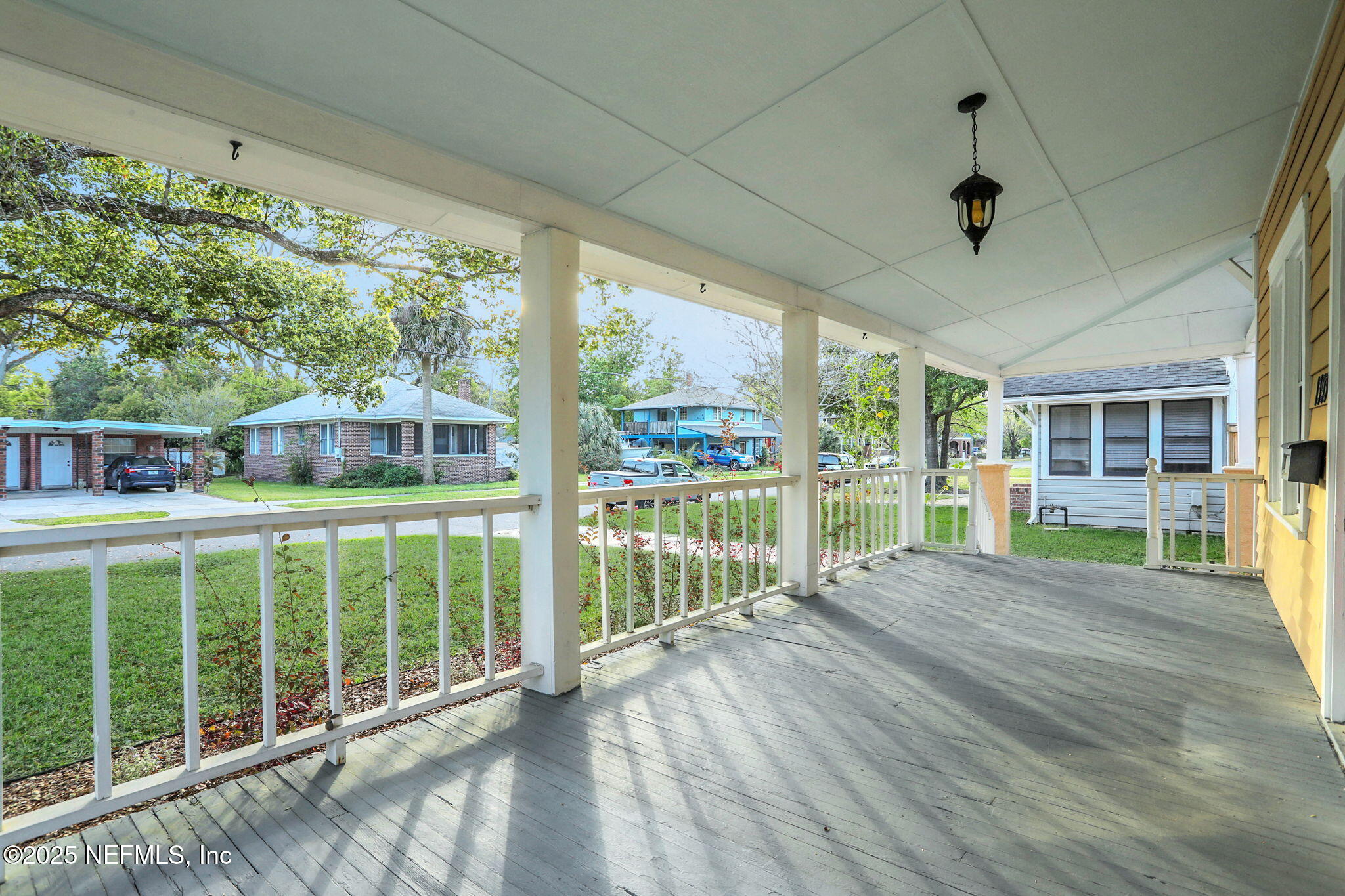 1393 Wolfe Street Jacksonville, FL 32205 - Photo 3 of 36 a view of porch with a swimming pool