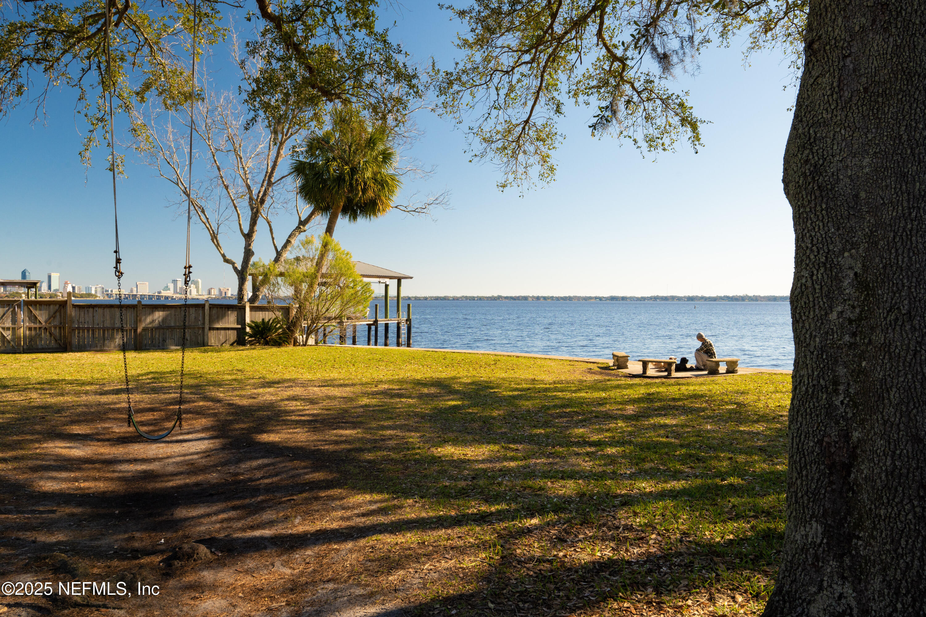 1393 Wolfe Street Jacksonville, FL 32205 - Photo 32 of 36 a view of an ocean