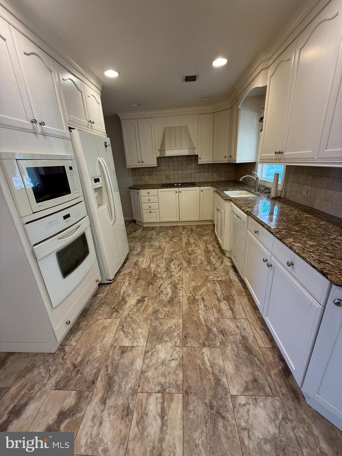 1578 Baltimore Road Dillsburg, PA 17019 - Photo 3 of 22 Modern Kitchen