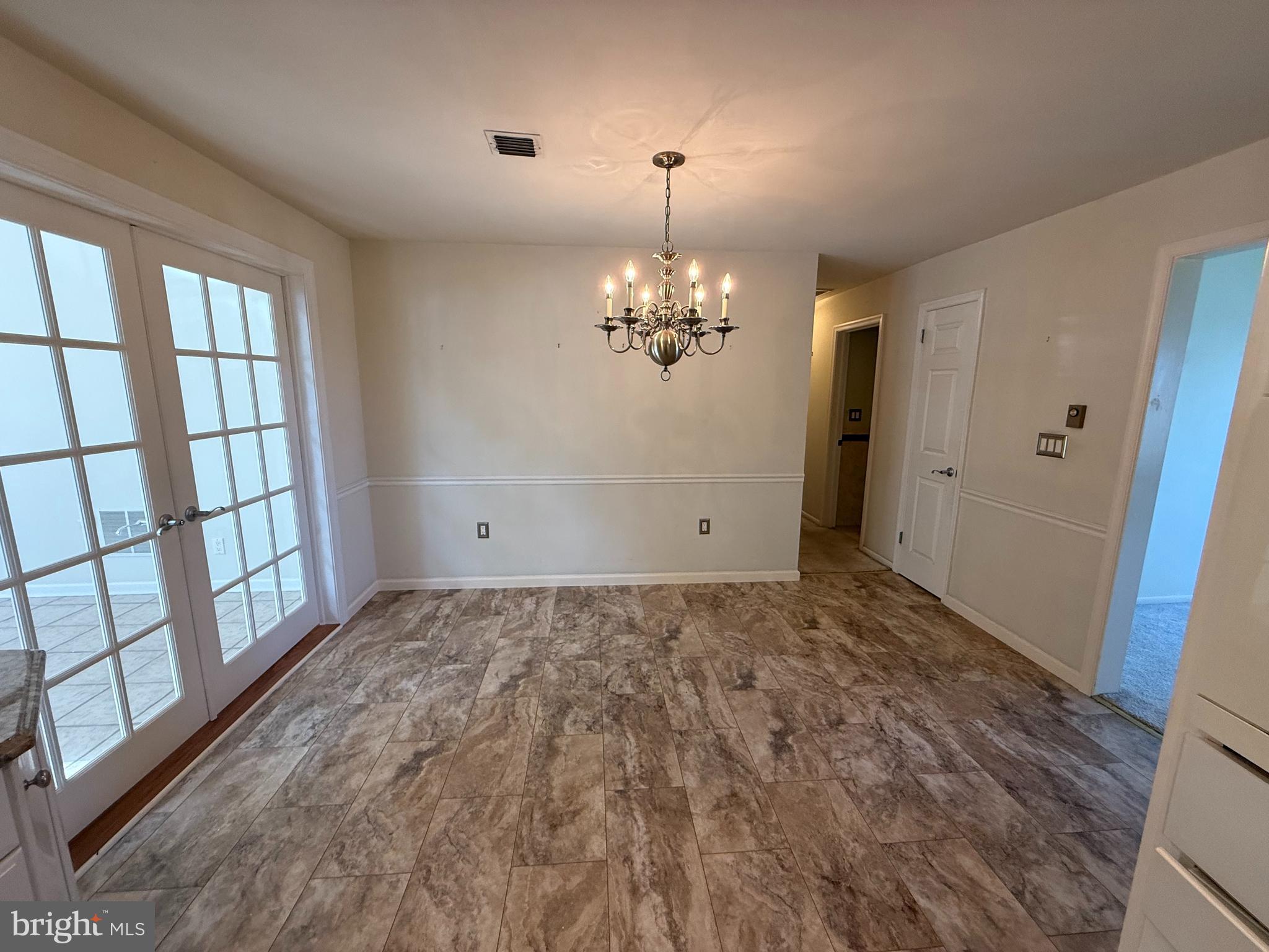 1578 Baltimore Road Dillsburg, PA 17019 - Photo 4 of 22 Dining Area