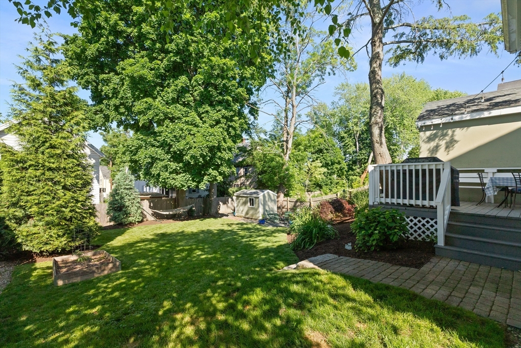9 Phelps Street Salem, MA 01970 - Photo 33 of 41