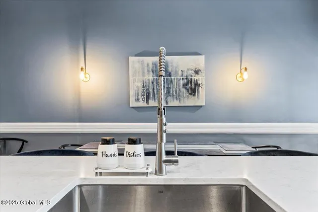 $600,000 | 218 Lancaster Street, Albany, NY 12210