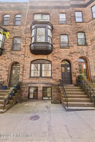 $600,000 | 218 Lancaster Street, Albany, NY 12210