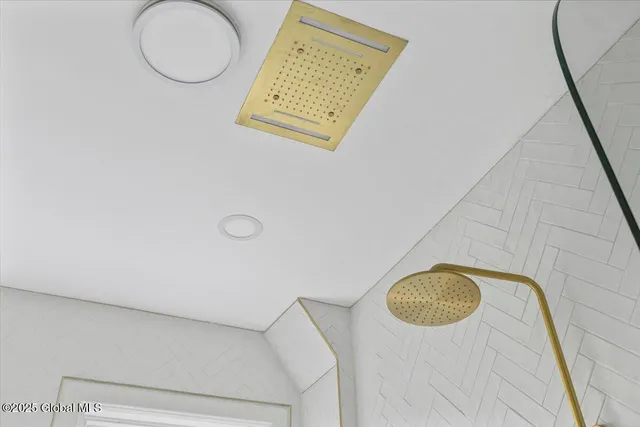 $600,000 | 218 Lancaster Street, Albany, NY 12210