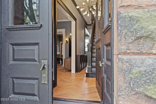 $600,000 | 218 Lancaster Street, Albany, NY 12210