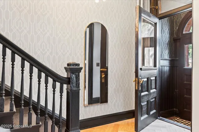 $600,000 | 218 Lancaster Street, Albany, NY 12210