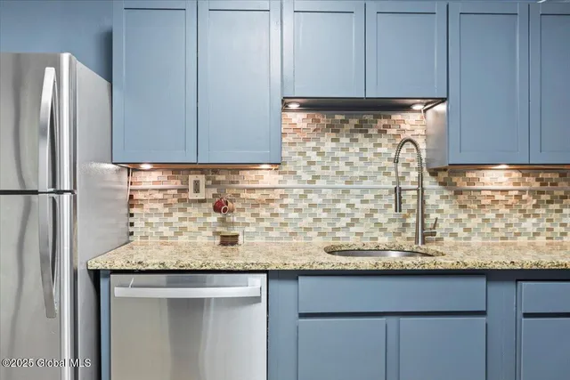 $600,000 | 218 Lancaster Street, Albany, NY 12210