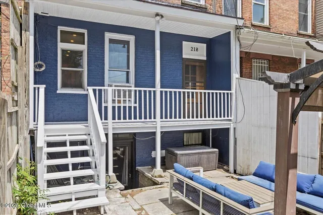 $600,000 | 218 Lancaster Street, Albany, NY 12210