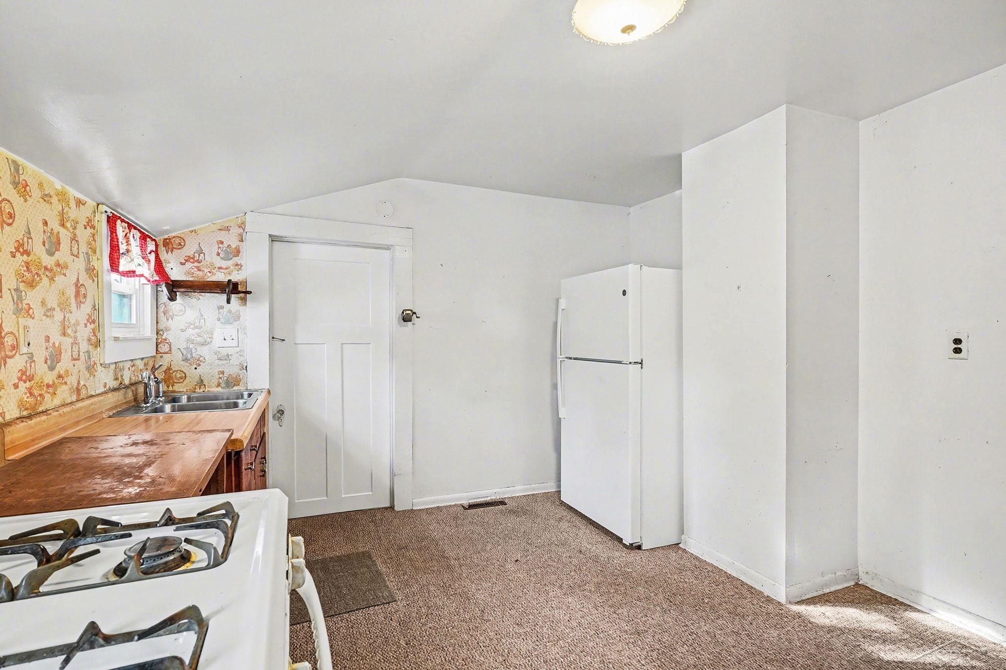 6935 Swan Creek Road Saginaw, MI 48609 - Photo 11 of 24