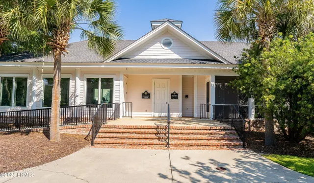 $965,000 | 7 Rising Tide Drive, Unit C, Beaufort, SC 29902