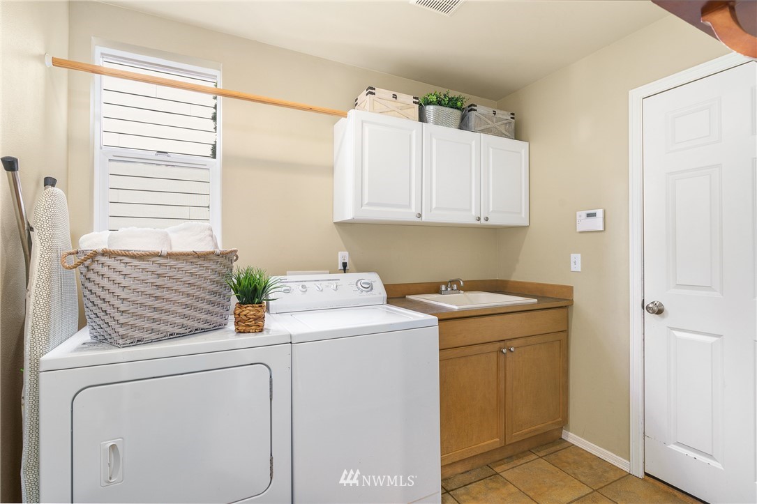 18220 32nd Avenue Southeast Bothell, WA 98012 - Photo 20 of 40 Gallery Image 20