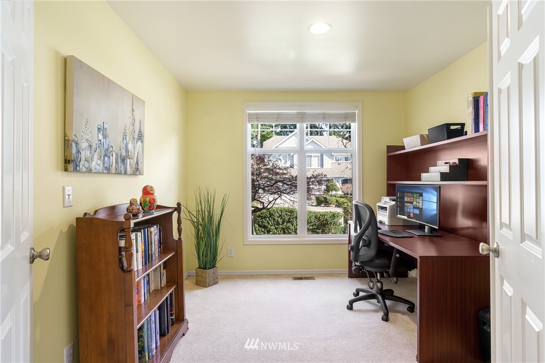 18220 32nd Avenue Southeast Bothell, WA 98012 - Photo 21 of 40 Gallery Image 21