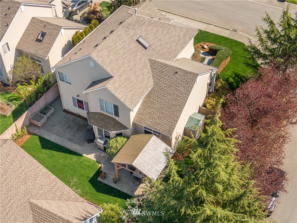 18220 32nd Avenue Southeast Bothell, WA 98012 - Photo 36 of 40 Gallery Image 36