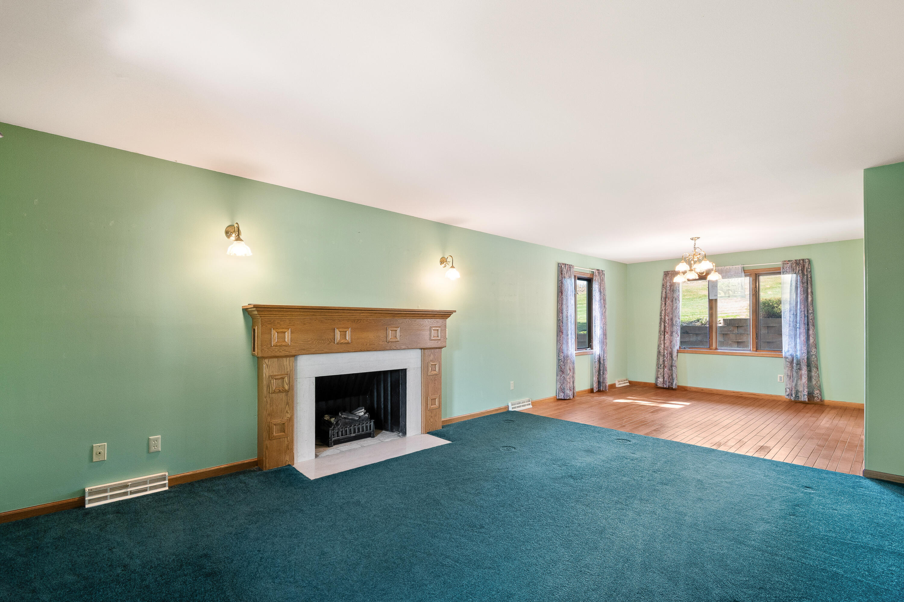 613 Mohawk Court Waterloo, WI 53594 - Photo 3 of 49 19