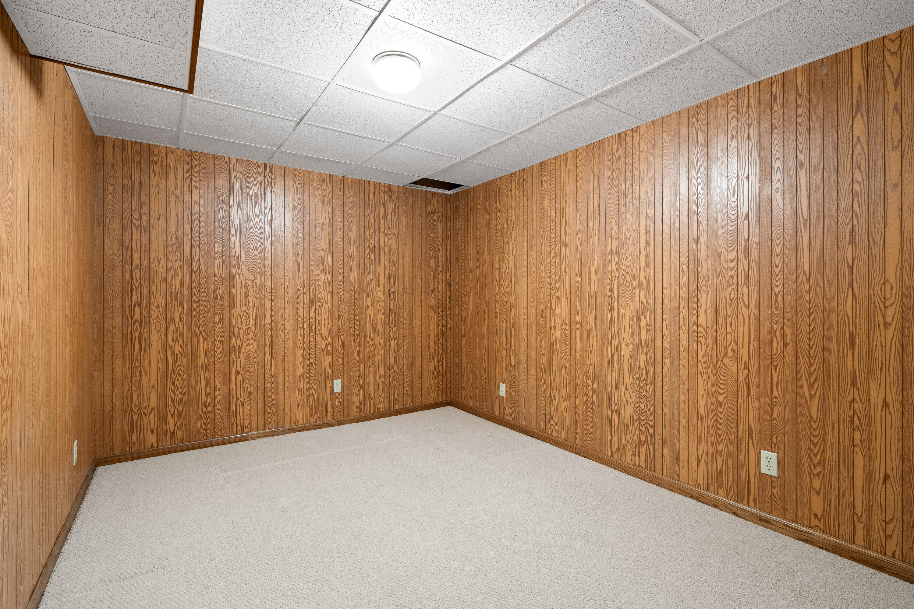 613 Mohawk Court Waterloo, WI 53594 - Photo 33 of 49 50