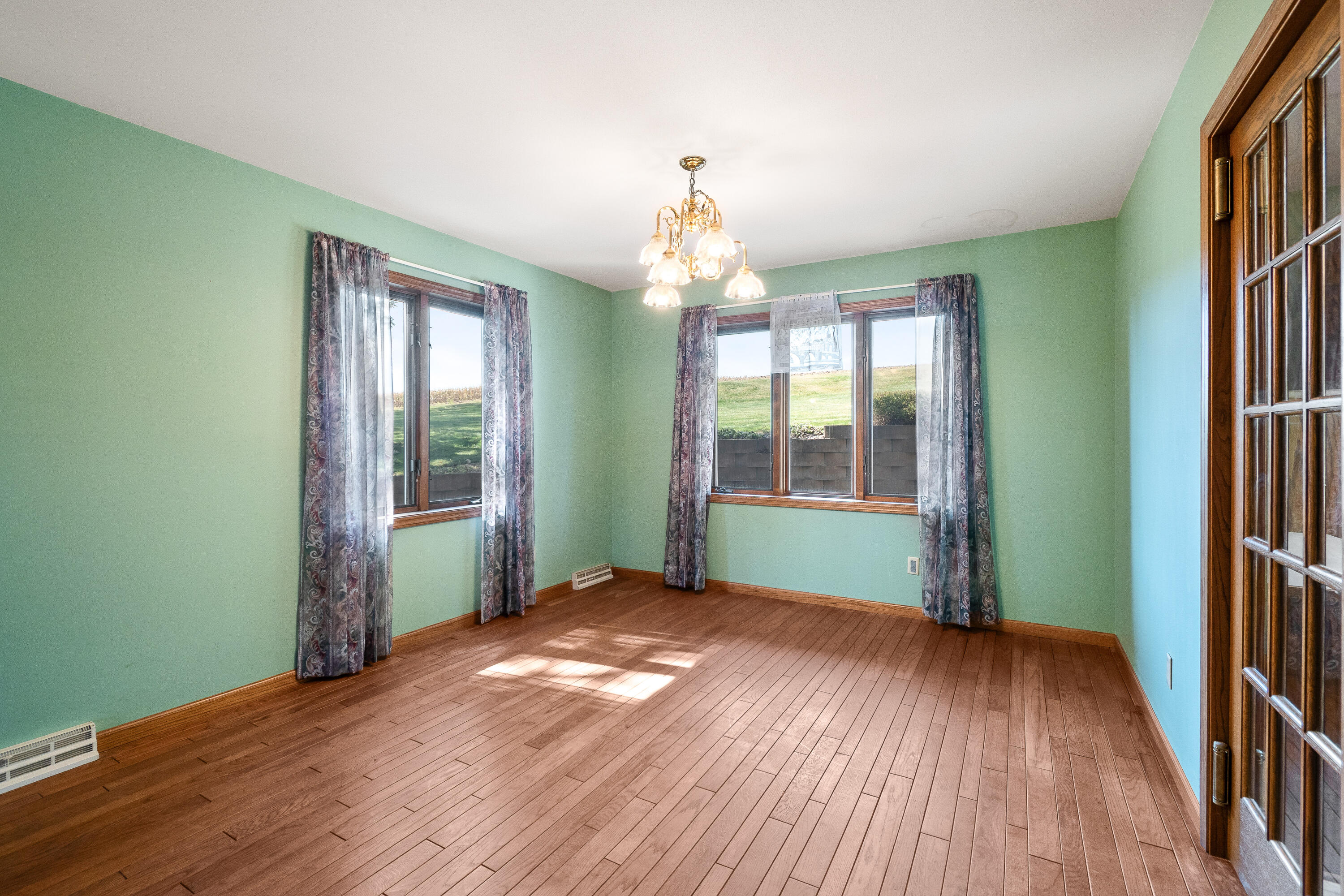 613 Mohawk Court Waterloo, WI 53594 - Photo 5 of 49 21