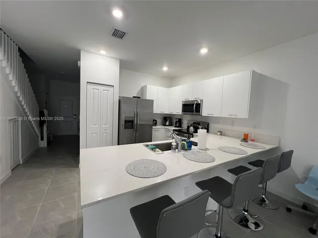 $3,050 | 12142 Northwest 24th Court, Miami, FL 33167