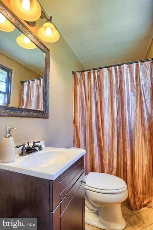 180 Bender Road Lancaster, PA 17603 - Photo 17 of 28