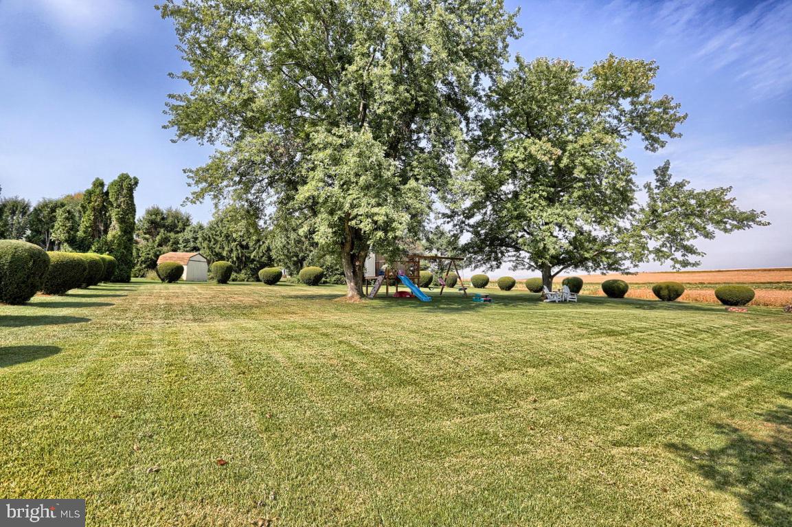 180 Bender Road Lancaster, PA 17603 - Photo 25 of 28