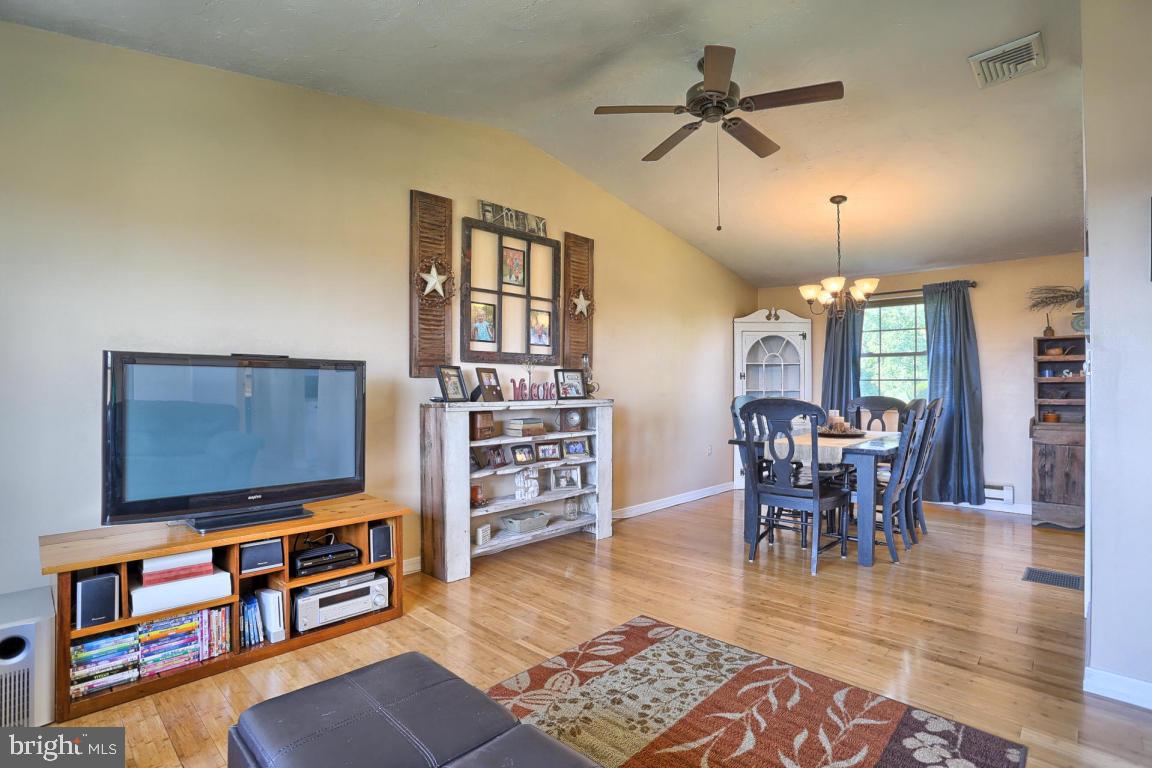 180 Bender Road Lancaster, PA 17603 - Photo 8 of 28