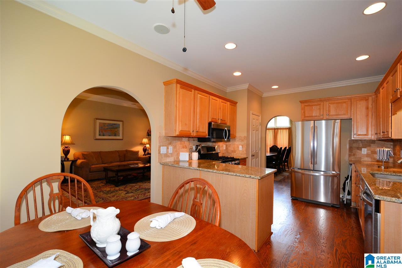 854 Meadow Ridge Lane, Unit 32 Birmingham, AL 35242 - Photo 12 of 37