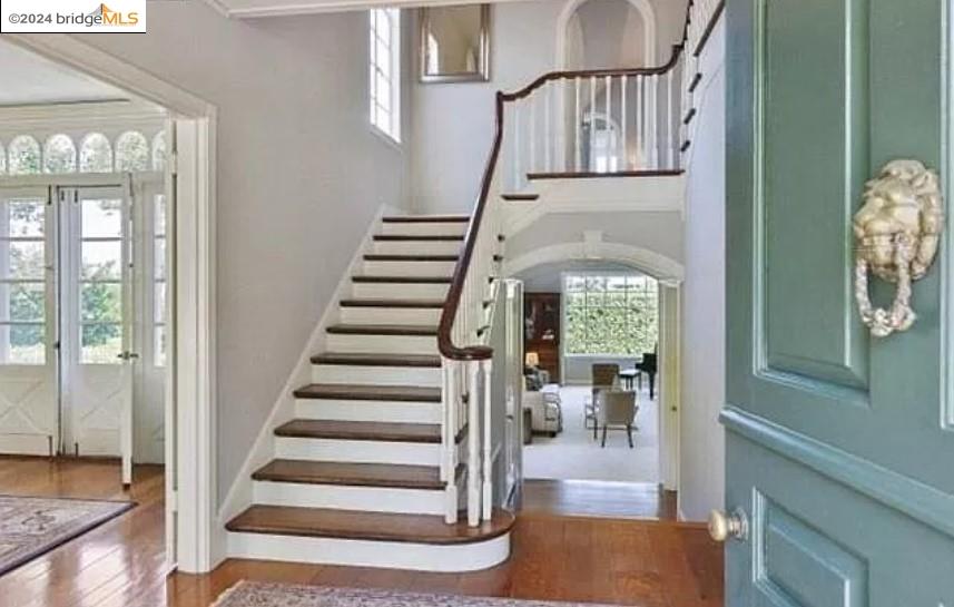 515 Hampton Road Piedmont, CA 94611 - Photo 4 of 11